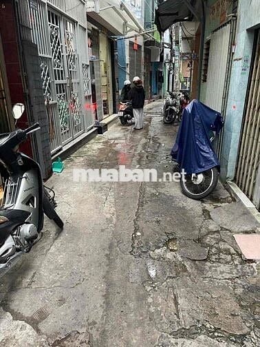 nhà Đẹp 3 Tầng . BTCT . Bình Tiên Q6 . chĩ 2.x tỷ