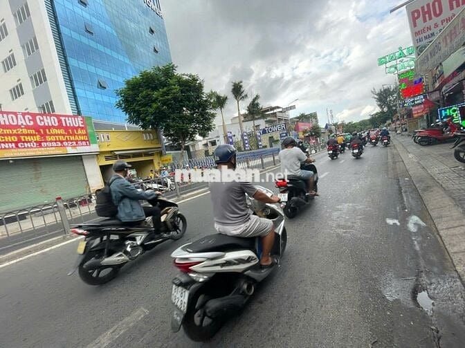 CHo thuê nhà mặt tiền đường Vườn lài 10x12m 2L vị trí kd đông đúc