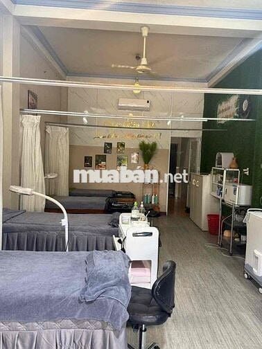 Mặt tiền Nguyễn Thị Kiểu kế trường Lê Văn Thọ