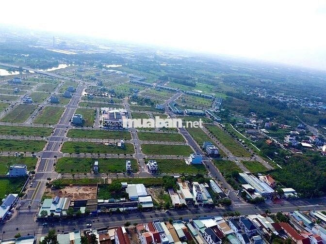 Kẹt tiền bán nhanh lô A47 Mega city chỉ 1 tỷ 150 bao phí ngang 6m