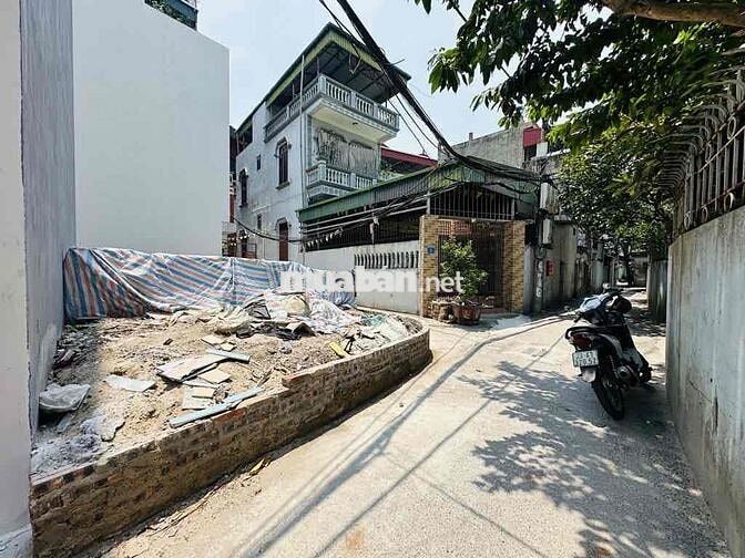 Đất đẹp Long Biên Phúc Lợi Việt Hưng 40m x 6,2 tỷ Đất đẹp Long Biên Phúc Lợi Việt Hưng 40m x 6,2 tỷ