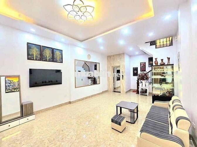 Bán nhà Láng Hạ Đống Đa S45m 6tầng thang máy sổ vuông giá 13.47 tỷ