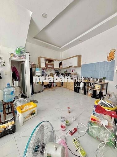 CHO THUÊ NHÀ MỚI 4PN 1 PHÒNG KHÁCH - 3TOILET KHU CHỢ PHẠM VĂN HAI