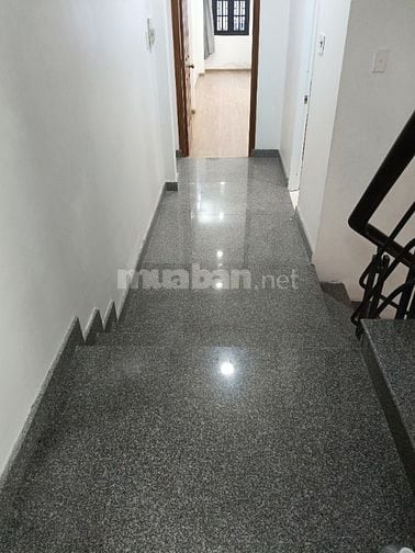  220 Nguyễn Văn Đậu P11, Q bình thạnh. DT sàn trên 100m2, 2 Lâù  ST