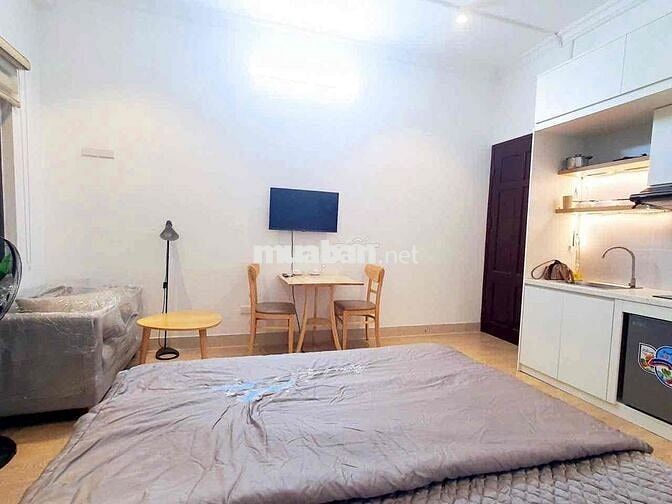 CCMN PHỐ TỨ LIÊN. 30M2. BAN CÔNG . THANG BỘ . GIÁ 4TR5