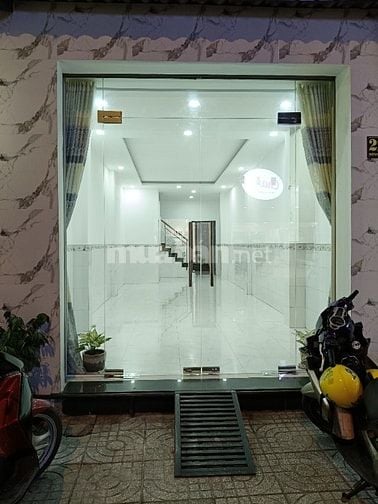  220 Nguyễn Văn Đậu P11, Q bình thạnh. DT sàn trên 100m2, 2 Lâù  ST