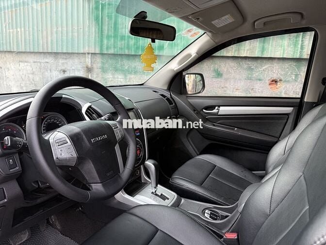 Isuzu Mu X 2016 Máy dầu số tự động