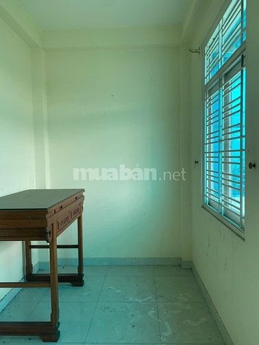 Cho thuê nhà nguyên căn hẻm xe tải