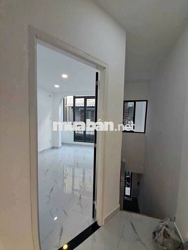 CHO THUÊ NHÀ HXT, 2 XET, TÔ HIẾN THÀNH Q.10