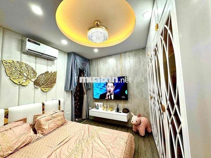 Cực hiếm nhà phố Phương Mai view hồ - vị trí đẹp, 46m2 - giá 8 tỷ