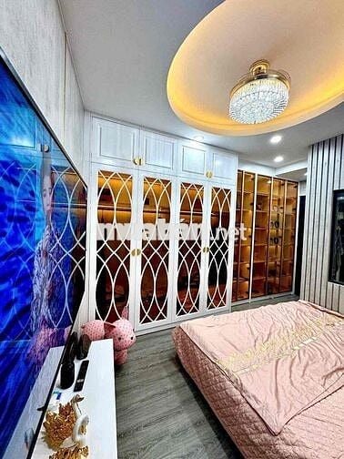 Cực hiếm nhà phố Phương Mai view hồ - vị trí đẹp, 46m2 - giá 8 tỷ