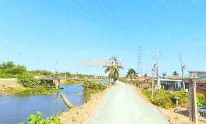 1300m2 đất vườn Chuyển Thổ View Kênh cực đẹp, 1.3 tỷ