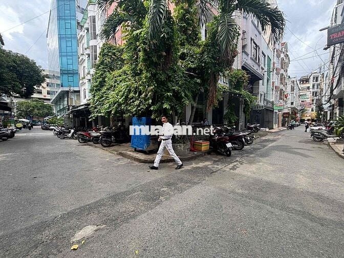 Sẵn decor Coffee-  Ngay Vạn Hạnh mall-Cực Sầm Uất