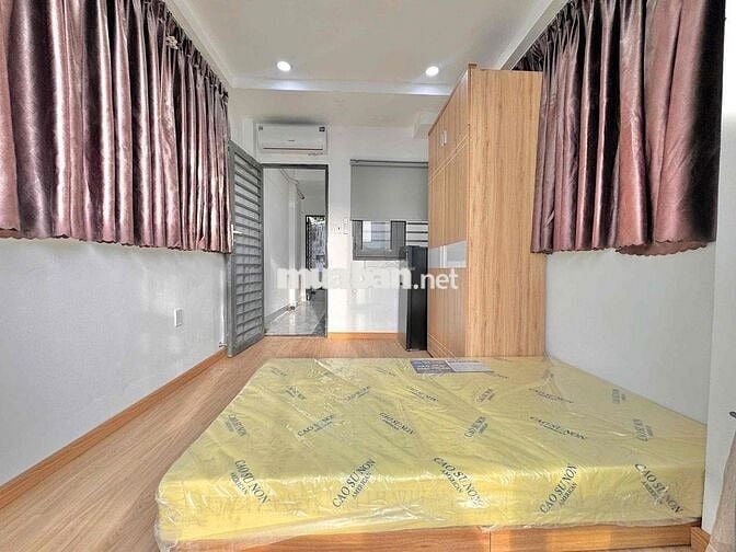 PENTHOUSE NGUYÊN TẦNG 40m2 VỚI BAN CÔNG RỘNG NGUYỄN HỒNG ĐÀO TÂN BÌNH