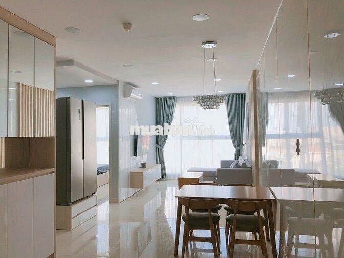 Cho thuê căn hộ Park Legend, 42m2, 1 phòng ngũ riêng, nhà mới