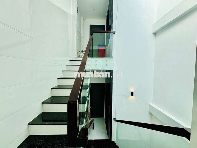 [QUẬN 1] SIÊU PHẨM GẦN NHÀ THỜ HỒNG. HAI BÀ TRƯNG 5TẦNG 6PN THANG MÁY