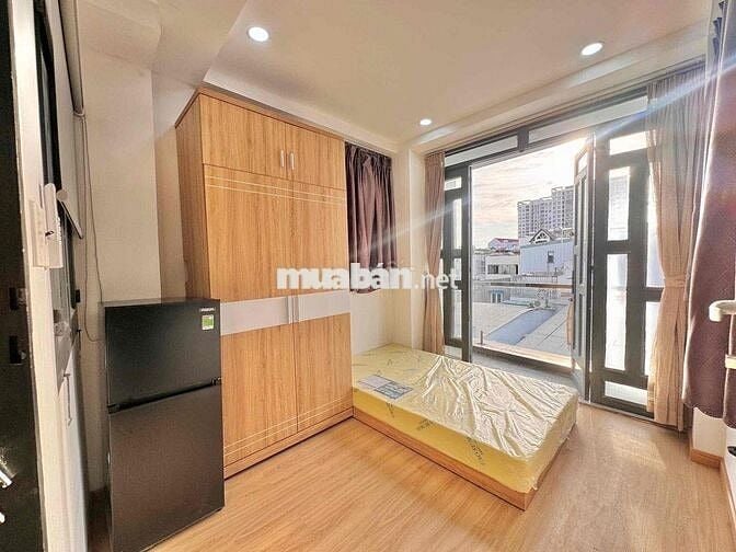 PENTHOUSE NGUYÊN TẦNG 40m2 VỚI BAN CÔNG RỘNG NGUYỄN HỒNG ĐÀO TÂN BÌNH