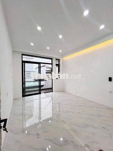 NHÀ 1 TRỆT 1 LẦU 100M2 SỔ RIÊNG NẰM GẦN CHỢ THẠNH PHÚ