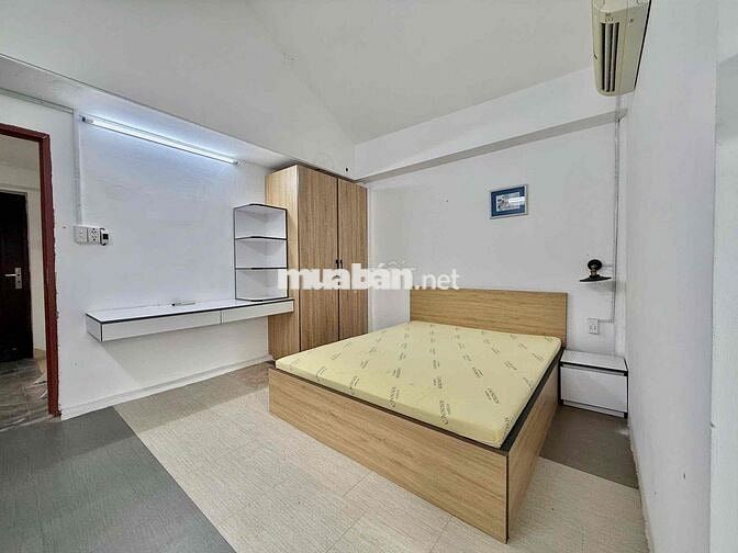 STUDIO FULL NỘI THẤT - MÁY GIẶT RIÊNG - GẦN SÂN BAY - CỬA SỔ TRỜI