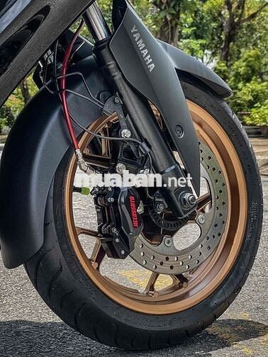 Cần bán Yamaha Xmax300, có nhận giao lưu xe.