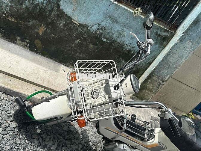 Xe Charlie như hình máy móc êm đè nhẹ là đi