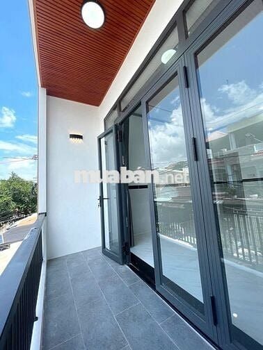 nhà bán mặt phố Bửu Long cũ Biên Hòa giá 4ty950 chính chủ