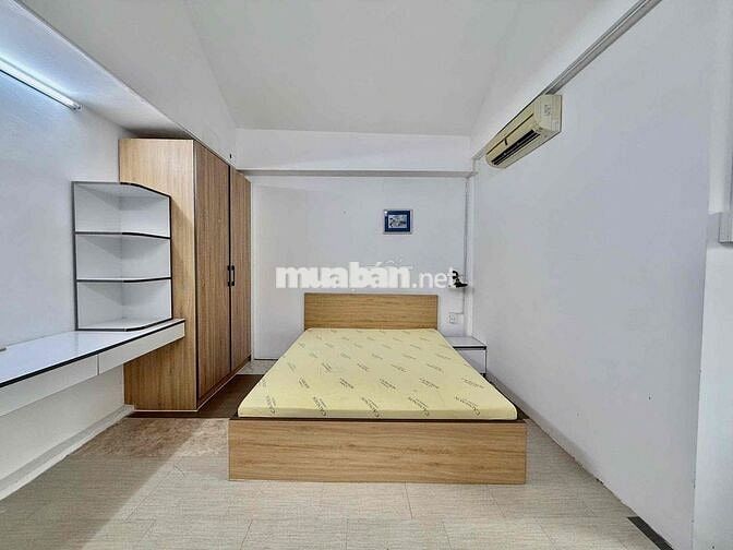 STUDIO FULL NỘI THẤT - MÁY GIẶT RIÊNG - GẦN SÂN BAY - CỬA SỔ TRỜI