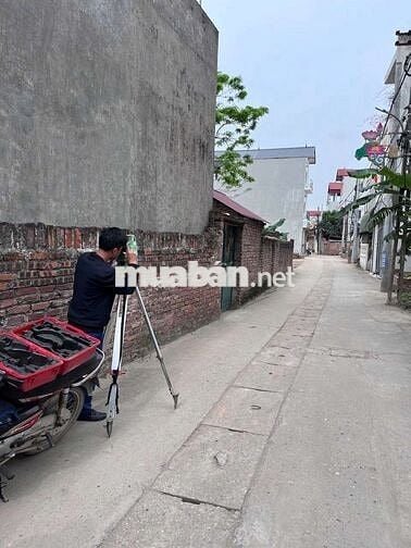 Bán đất 56m² MT 4,5m nở hậu – oto vào, gần sân golf & cầu Nhật Tân.