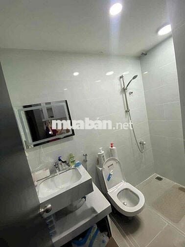 Cho thuê CHCC Kington 1pn 1wc full nt giá 12,5triệu/tháng