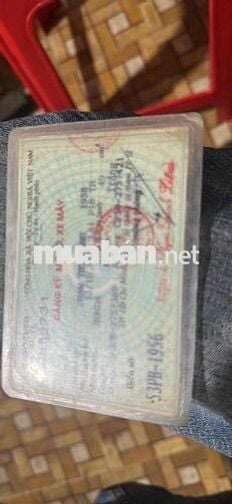 Xe Charlie như hình máy móc êm đè nhẹ là đi