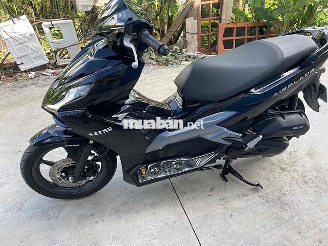 Cần bán ab 2024 1 chủ zin hết cả xe