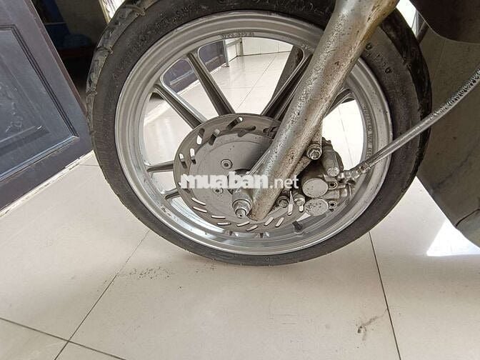 Mình cần bán xe phony,máy rất êm.