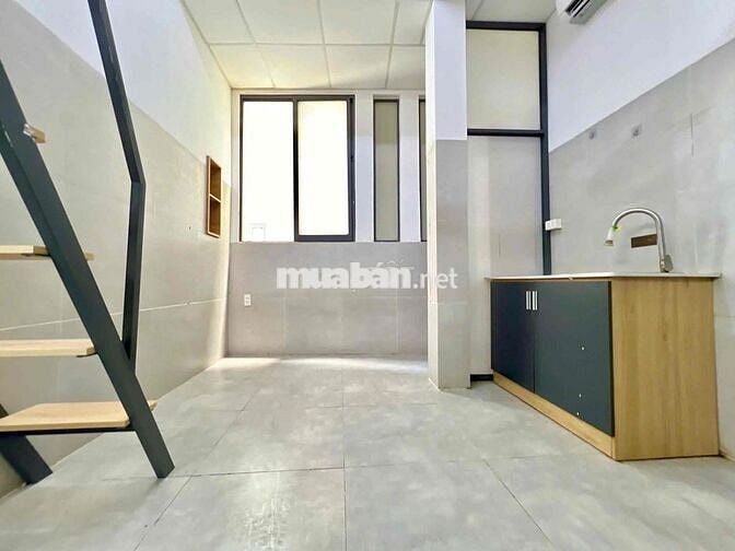 Duplex cửa sổ - Đủ đầy nội thất - Gần VLU, IUH