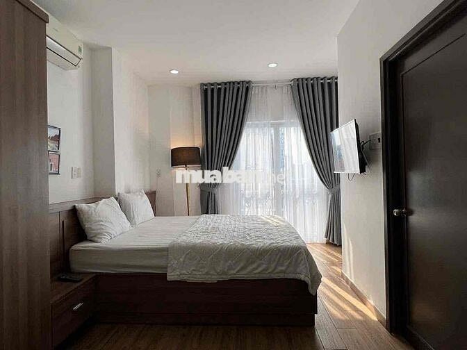 CHO THUÊ CĂN HỘ FULL NỘI THẤT BAN CÔNG TRUNG TÂM Q1