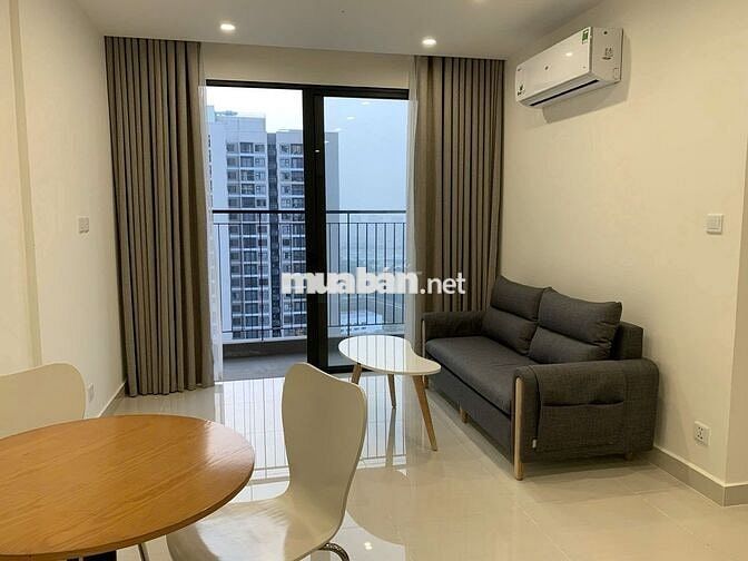 Cho thuê Vinhomes Smart City căn 2 ngủ full nội thất gỗ
