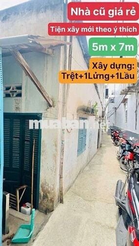 BÁN NHÀ 5X7 CẤP 4 HƠI CŨ TIỆN XÂY MỚI KẾ CẦU KÊNH NGANG SỐ 1 SHR K QH