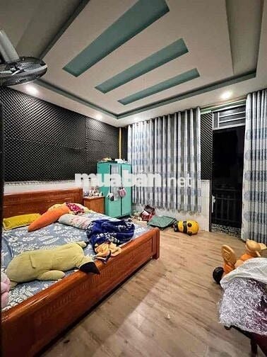 Nhà bán giáp Lê Văn Quới-DT:4x11 - đúc 4 tầng - Chỉ 3,xtỷ