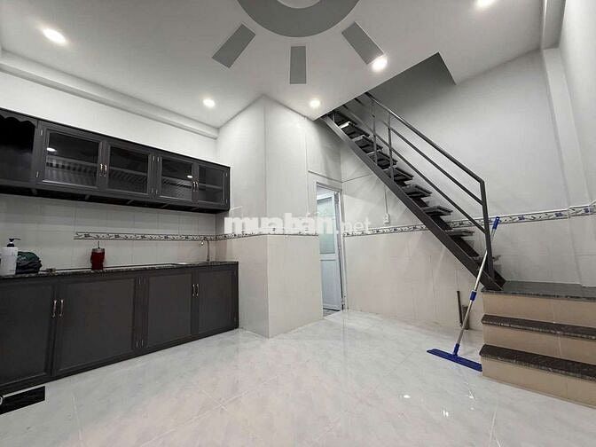 ĐỐI DIỆN TÂN PHÚ - NHÀ 3 TẦNG ĐƯỜNG 5D P.BHHA 2PN 2VS CHỈ 2,55TỶ (TL)