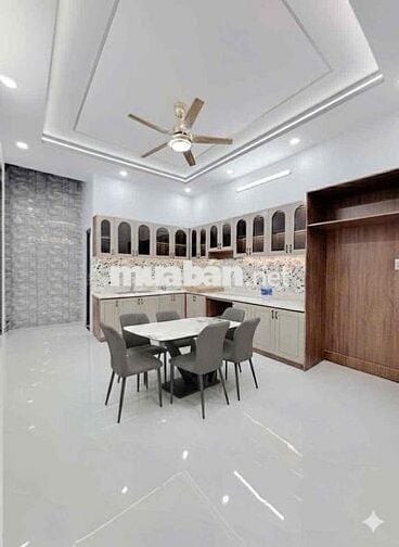 Chỉ hơn 2 tỷ - Nhà 2 Tầng - DTSD 50m2 - Cách Aeon Mall 1km.