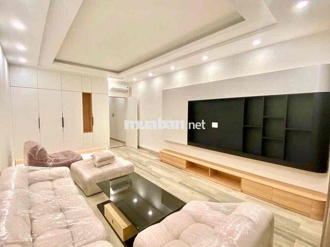cho thuê nhà đẹp y hình 4 x 20 có 5pn 5wc sân thượng