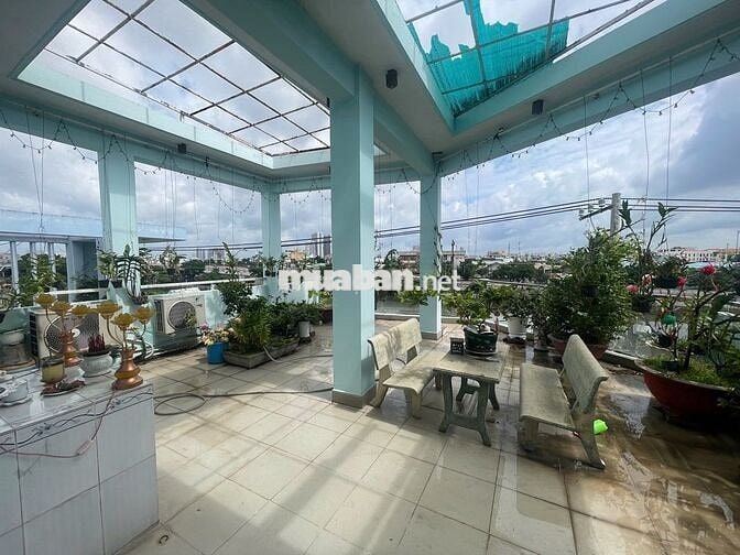 Nhà 2 mặt tiền 148m², View sông tại Đường Bình Đông, Quận 8