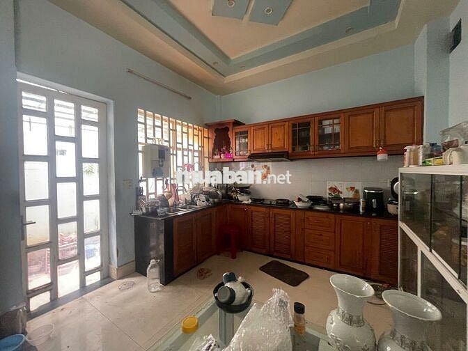 Nhà 2 mặt tiền 148m², View sông tại Đường Bình Đông, Quận 8
