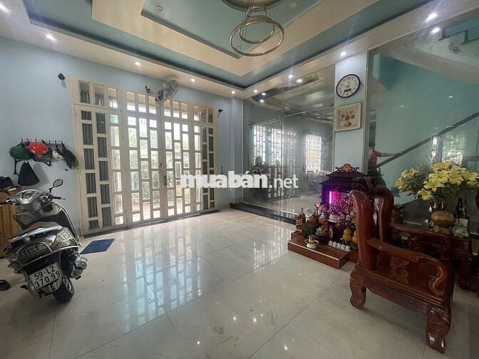 Nhà 2 mặt tiền 148m², View sông tại Đường Bình Đông, Quận 8