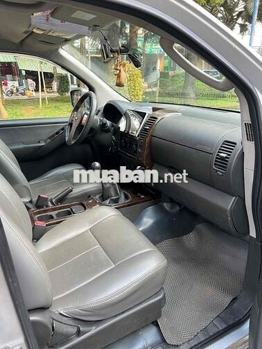 Nissan Navara 2011 số sàn 2 cầu  - 1777777 km