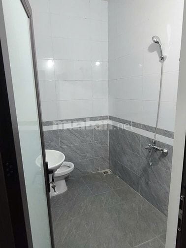 Cho thuê nhà 3 tầng full nội thất, 100m ô tô, 12triệu, gần 103