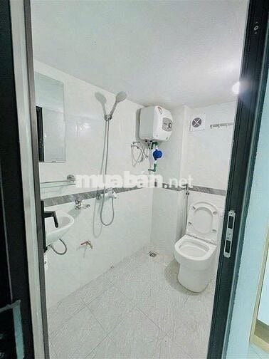 Nhà dòng tiền VIP  Lai Xá, Thang máy- 8 Tầng 18 Phòng Studio Full đồ