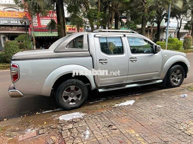 Nissan Navara 2011 số sàn 2 cầu  - 1777777 km