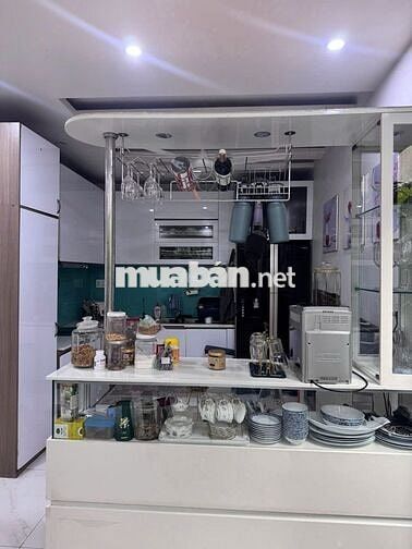 BÁN NHÀ 1 TRỆT 3 LẦU PHƯỜNG TÂN HIỆP 215M2 NGANG 8M5 GIÁ 8 TỶ 9