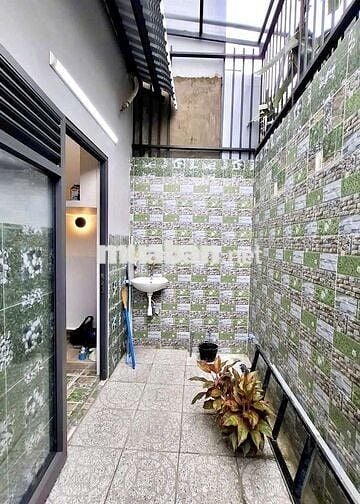 CHO THUÊ NHÀ
TRỆT 1 LẦU & SÂN THƯỢNG - KDC PHÚ AN
