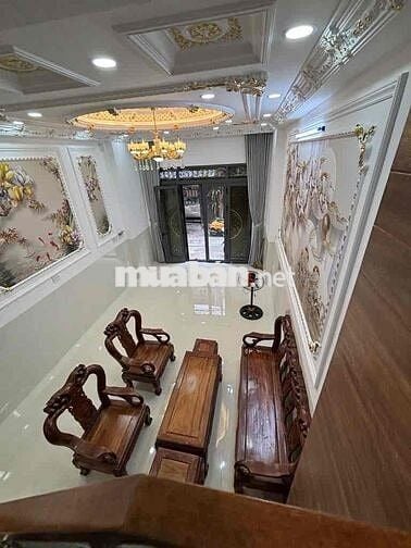Nhà Như Lâu Đài - Giáp Tên Lửa - 48m2, 4 tầng , Hoàn Công - hơn 6ty